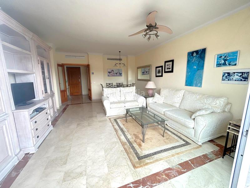 Foto f393a0c2-f06f-4344-b89d-e4ded6d9850e. Ático estupendo ático dúplex con grandes terrazas soleadas en la zona de selwo, . en Estepona