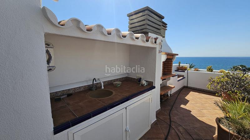 Foto 4b7a1df2-392d-40b3-912f-ddd0c17934db. Apartamento pisazo con terraza enorme y vistas al mar en Estepona