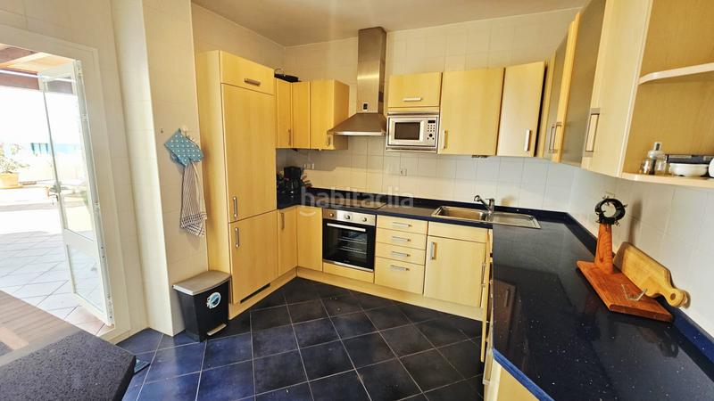 Foto 4d75fb08-0b7a-4349-be81-9ce2bd65cf74. Apartamento pisazo con terraza enorme y vistas al mar en Estepona