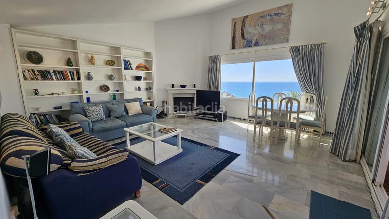 Foto 6b3d7b75-3224-487d-b1c2-6e5845cac419. Apartamento pisazo con terraza enorme y vistas al mar en Estepona