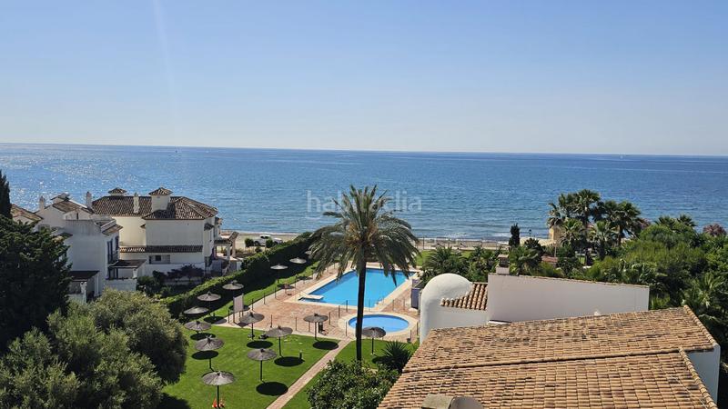 Foto 73d894f1-df51-4f0e-8ea2-1f807f753b07. Apartamento pisazo con terraza enorme y vistas al mar en Estepona
