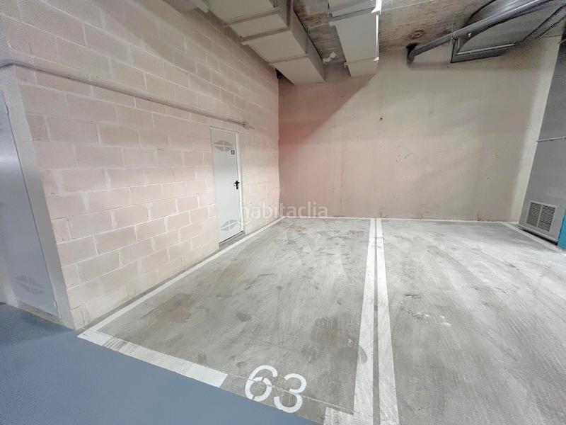 Foto 42198c58-2b13-48e3-b75b-a6a6e7ea2845. Appartement mit parking pool in Centro Estepona