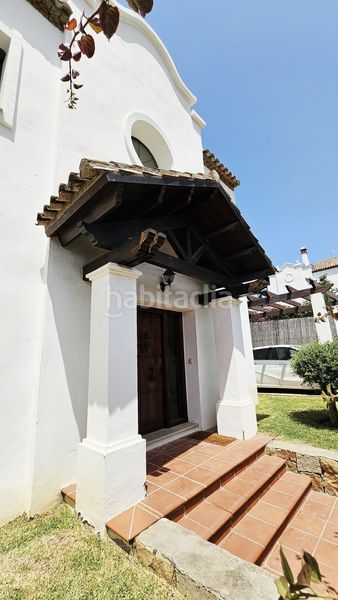 Foto 86b672a2-46f3-4b09-9846-2874e98983b9. Casa amb calefacció aparcament piscina a Guadalobón Estepona