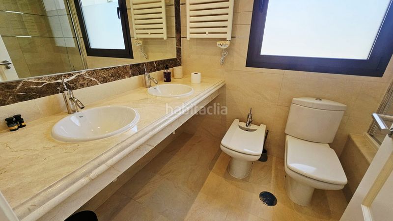 Foto 88aee906-9c80-4204-9f96-4e121c117900. Casa amb calefacció aparcament piscina a Guadalobón Estepona