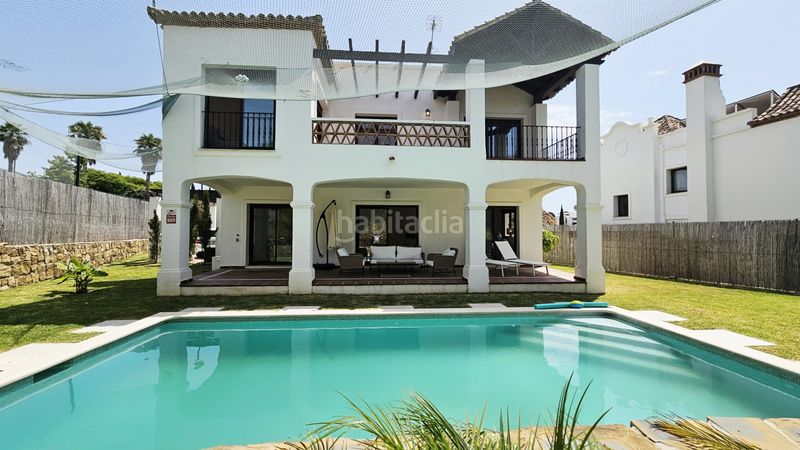 Foto a1068721-44f5-4174-94ed-48b919798c1b. Casa amb calefacció aparcament piscina a Guadalobón Estepona