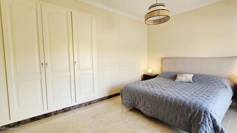Foto bf7ca699-f39b-4fb7-8a8e-9990eeb10049. Casa amb calefacció aparcament piscina a Guadalobón Estepona