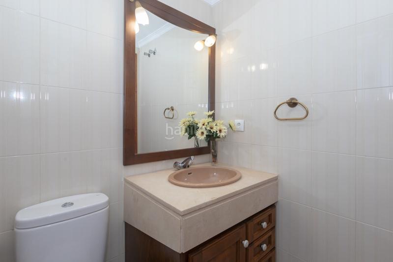 Foto 1dc3df8e-b93a-4bf5-9a5c-9d87e39044eb. Apartamento piso a la venta en avda. andalucia, . en Estepona