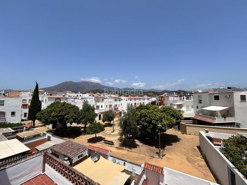 Foto 446d85c4-643d-4e86-bd4d-066c64506fb9. Casa adosada estupenda adosada pueblo con gran potencial en Estepona