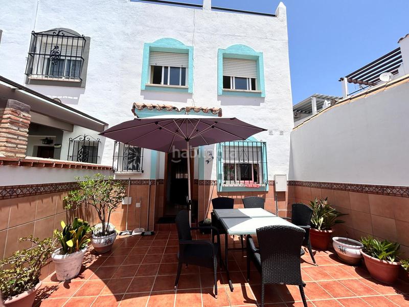 Foto e1483909-bd2c-4666-a8aa-649d34f0ca50. Casa adosada estupenda adosada pueblo con gran potencial en Estepona