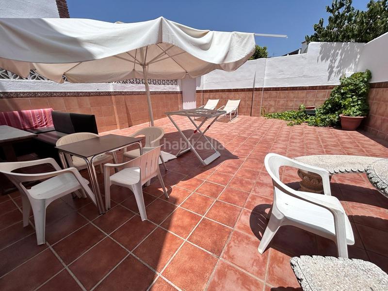 Foto f9de745a-e461-4064-a3ca-063e32c5ec05. Casa adosada estupenda adosada pueblo con gran potencial en Estepona