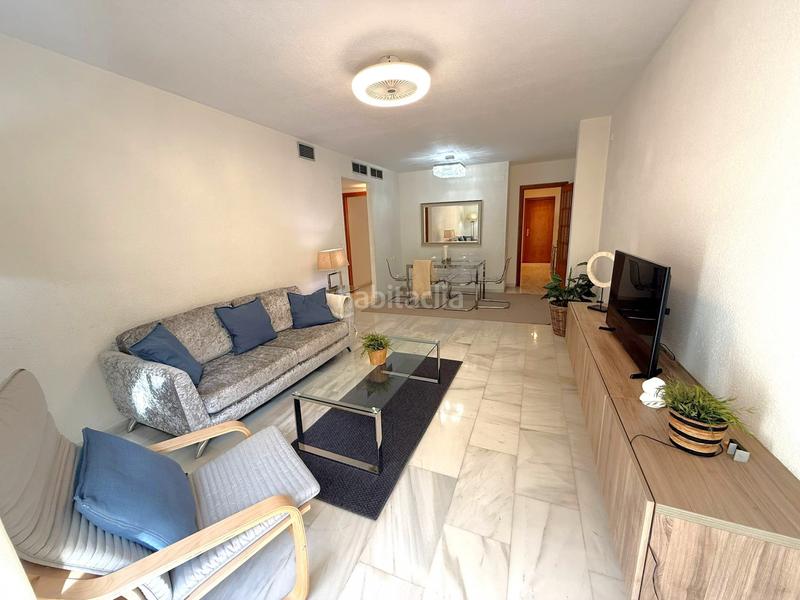 Foto 7a12e361-c7c0-4e62-86b5-e3410a68cf93. Location appartement dans Centro Estepona