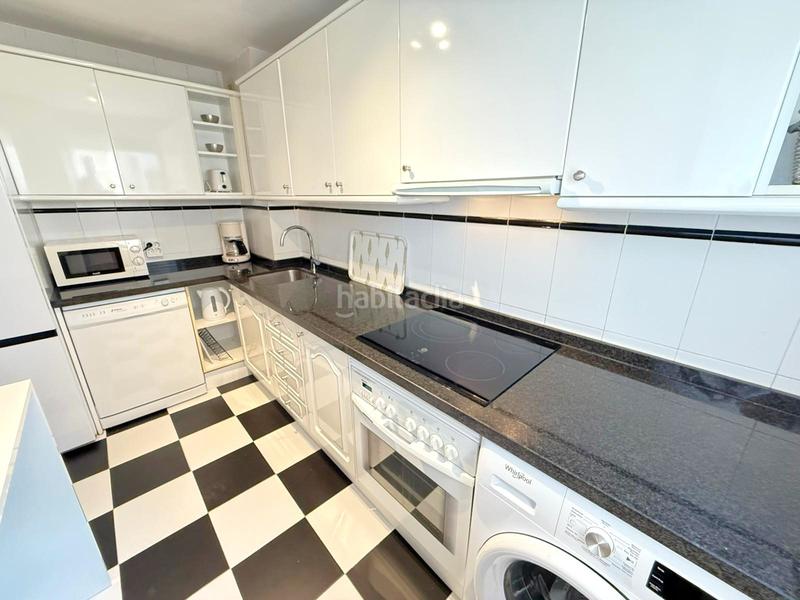 Foto e290c9a9-2904-4d75-998d-465f69b786d0. Location appartement dans Centro Estepona