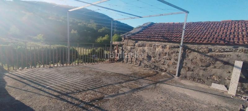 Foto 487cf0c9-1f4c-4edd-b9d8-f3353320882e. Casa en carretera de bande 16 se vende casa en bande / chaos en Porqueira