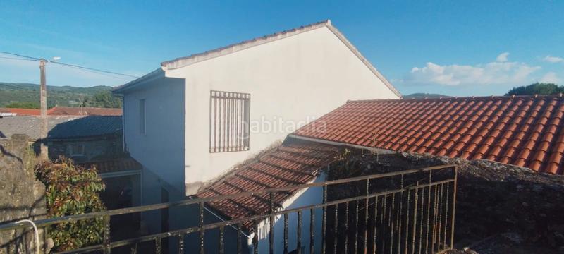 Foto aca1c629-acc2-41a7-891a-c21c83046fe8. Casa en carretera de bande 16 se vende casa en bande / chaos en Porqueira