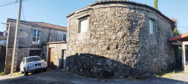 Foto 612b7604-e74b-4b63-9b40-485f67126ecd. Casale in estrada bande-entrimo 47 in Lobeira