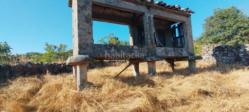 Foto db2c8140-7e87-478a-b4f1-7f6d6e71564c. Casale in estrada bande-entrimo 47 in Lobeira