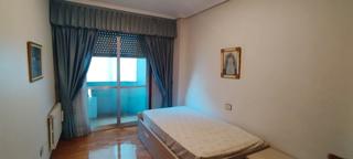 Piso en Rúa nova 26. Se vende piso semicentrico