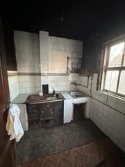 Casa a Estrada a quins 5. Venta de casa en melón