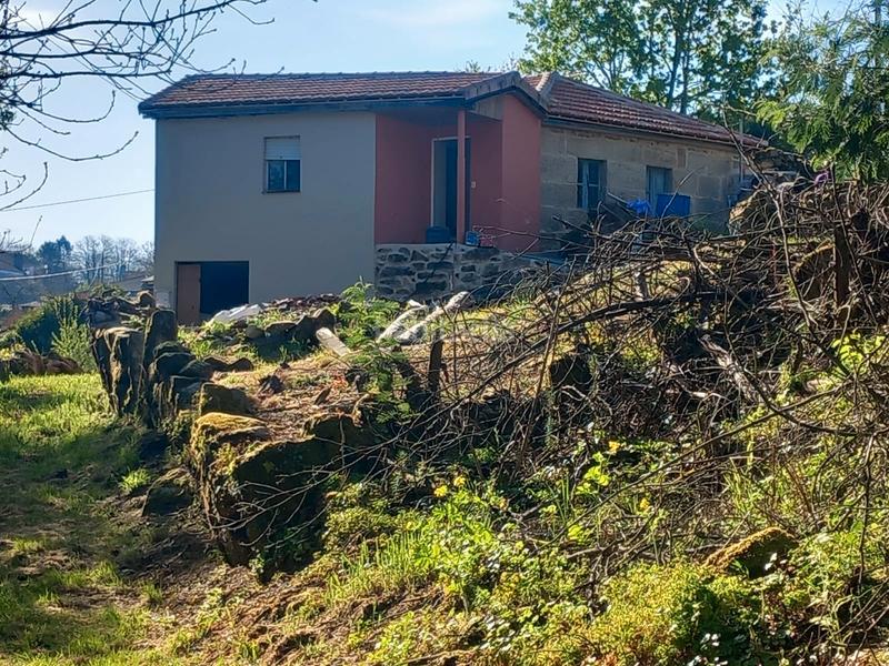 Foto 1a5756ef-0367-4f9e-a7a9-888445530164. Casa a carretera palmes 73 a Ventiun Ourense