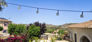 Casa aparellada a Aigües. Chalet pareado en venta en aiges!