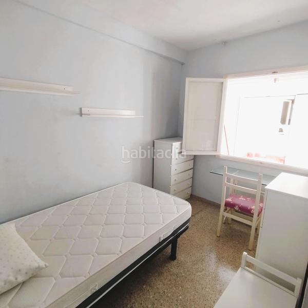 Foto db62932b-36ac-4c1d-b233-9e1c3903b149. Apartamento piso con ascensor en venta boulevard el pla. marccastillo en Alicante
