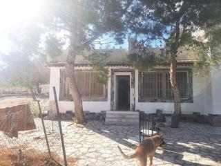 Masia a Moralet. Finca rustica con casa en el moralet