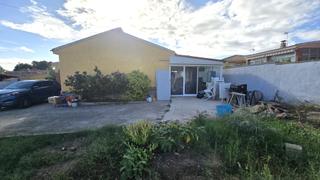 Xalet a Fontcalent. Chalet en la cañada del fenollar