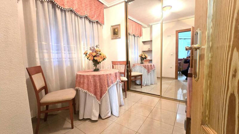 Foto 25538916-9455-4ec4-9788-1f00599a20d1. Miete etagenwohnung mit heizung in Carolinas Altas Alicante