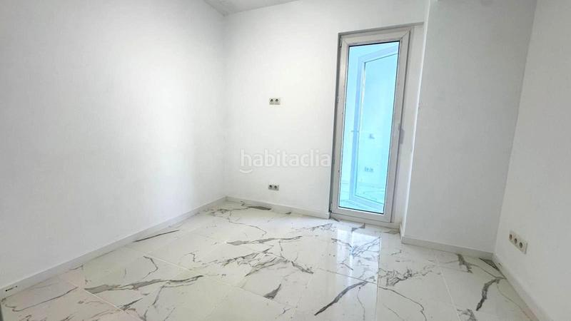 Foto e48aa6ed-4d08-44e7-af04-31eb0605e5bc. Pis amb calefacció a Los Ángeles Alicante