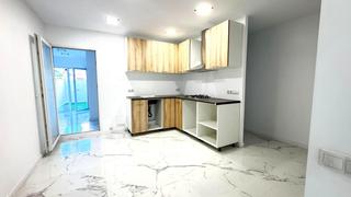 Pis en Los ngeles. 1 planta en venta en los angeles