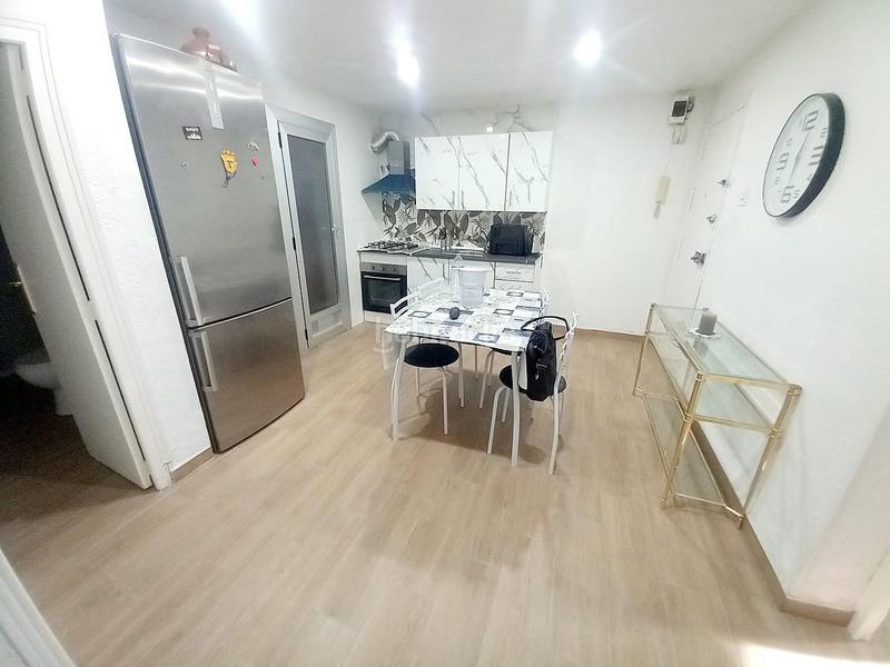 Foto b5d5781a-bb68-432b-ba52-95821652f03b. Flat with heating in Cuatrocientas Viviendas Alicante