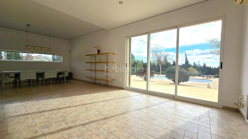 Foto f3487445-d600-4d24-a4f4-8a0d126d9d06. Chalet avec chauffage piscine dans Moralet Alicante