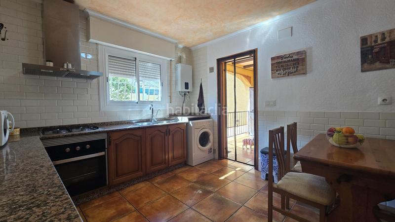 Foto ce494866-a254-41e0-afc7-4333a8a0254e. Xalet amb calefacció aparcament piscina a Pueblo Acantilado-Lanuza Campello (el)