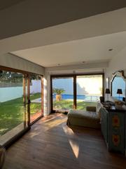 Casa aparellada a El Manantial. Cerca de la playa