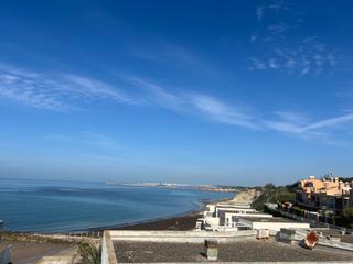Pis  Avenida del parador. Piso ideal para vivir todo el año cerca de la playa