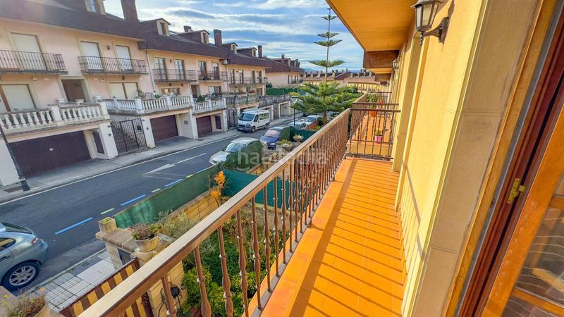 Foto e0ec34a7-6262-4f2d-a201-9f3d65572067. Casa adossada amb calefacció aparcament a Egia Donostia - San Sebastián