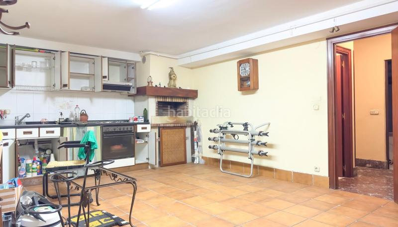 Foto f78fba95-a402-491f-88b0-94562da56785. Casa adossada amb calefacció aparcament a Egia Donostia - San Sebastián