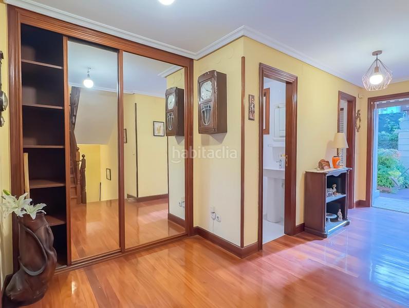 Foto fdd62430-0574-4dc9-a86d-317515e144ca. Casa adossada amb calefacció aparcament a Egia Donostia - San Sebastián