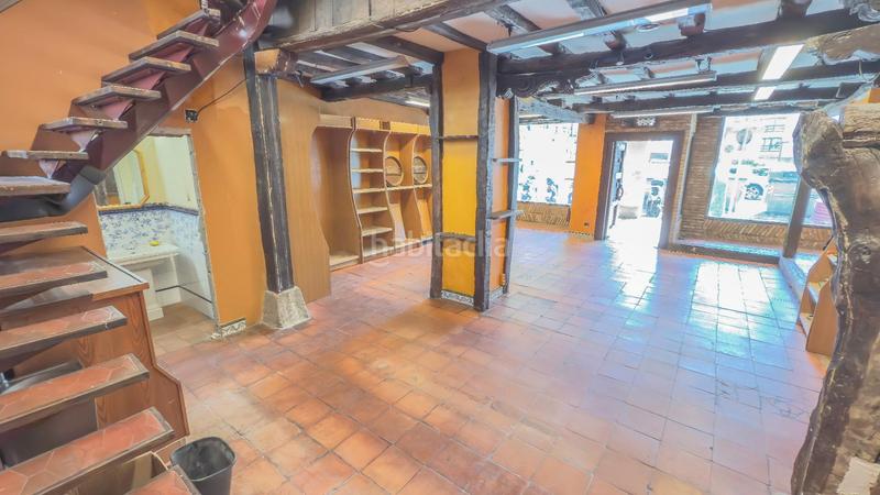 Foto 500729e6-ee2c-497b-8d94-3328ed5bffa2. Alquiler local comercial  en pleno centro de Gros en Donostia - San Sebastián