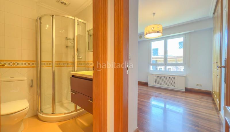 Foto f5ca758c-5072-45b1-a997-9a6888581e7a. Ático en venta exclusivo dúplex invertido en toki eder, donostia san sebastián en Donostia - San Sebastián