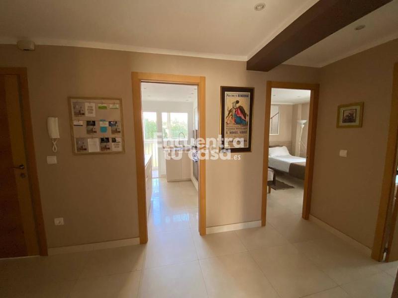 Foto f60c5b63-e440-48c3-9c91-8afc72a14568. Pis amb calefacció aparcament piscina a Playa Poniente Benidorm
