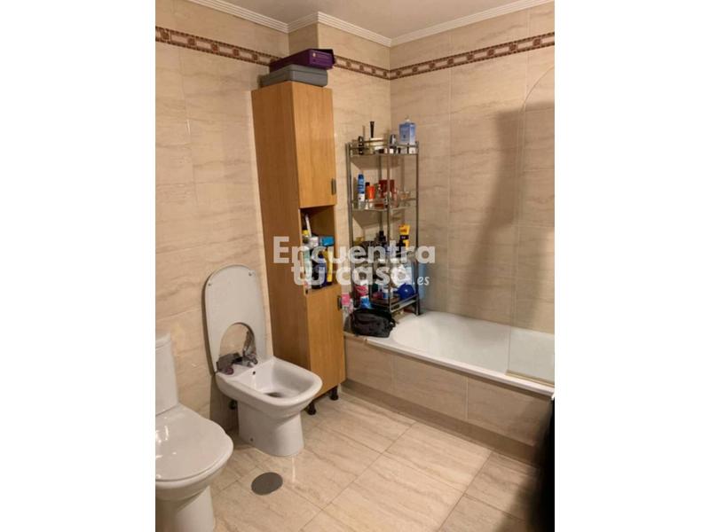 Foto 8983eaa2-e92e-4313-9bf0-db04b2d7a9df. Piso bonito piso en Moriscos