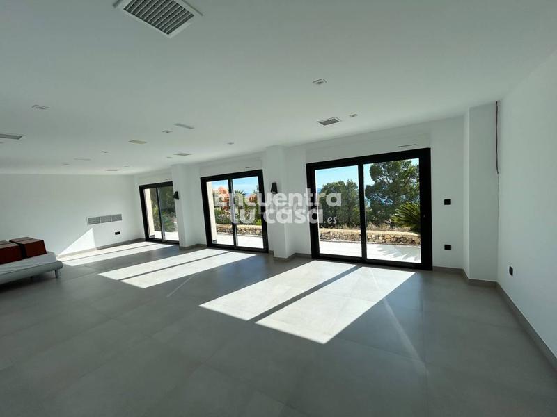 Foto 4738a590-d602-4b41-9e14-64eba928399e. Maison avec chauffage parking piscine dans Altea la vella Altea