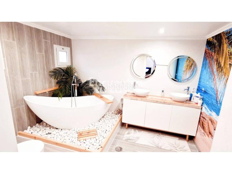 Foto 3bf22dbb-0963-4c47-9635-0f3b7b38945c. Reihenhaus mit heizung parking in Benalúa Alicante