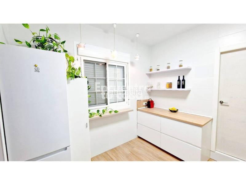 Foto 64892770-5c1c-4d79-8222-2d35ab429856. Reihenhaus mit heizung parking in Benalúa Alicante