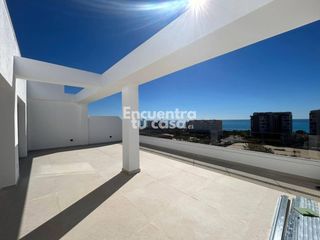 Àtic  Calle cervantes. Ático dúplex con solárium, vistas al mar y piscina en villajoyos