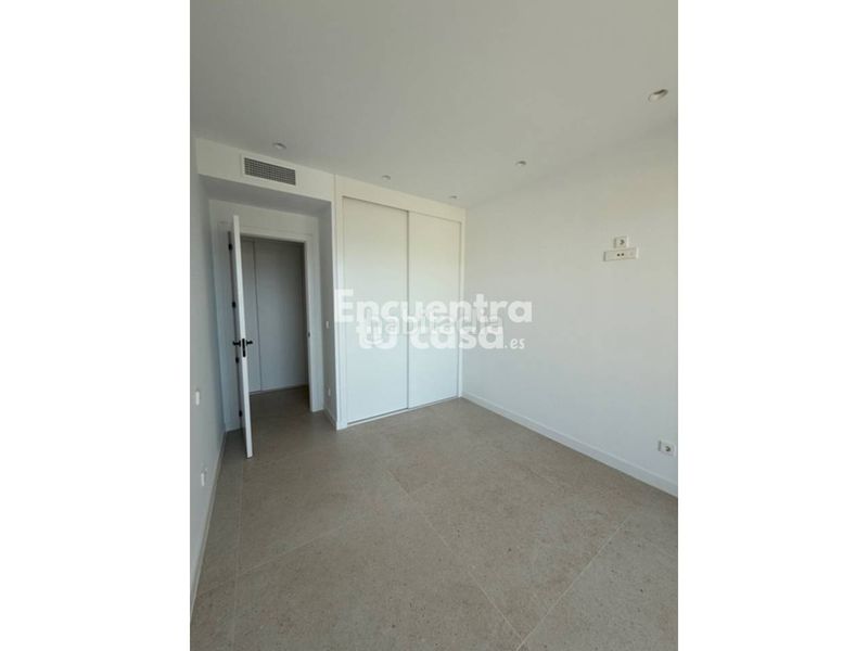 Foto 04d7b92a-2f5a-4b85-bbf1-bfef51e0ab8b. Ático  dúplex con solárium, vistas al mar y piscina en villajoyosa. en Vila Joiosa (la)