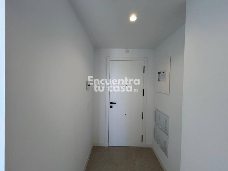 Foto 8f117a76-2c82-468a-8e0c-f223281e018f. Ático  dúplex con solárium, vistas al mar y piscina en villajoyosa. en Vila Joiosa (la)