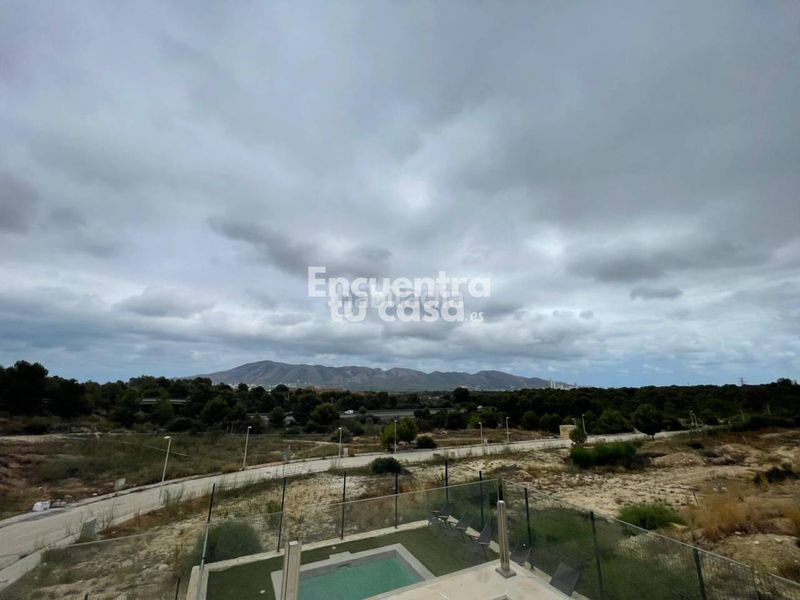 Foto 5ba3914b-50b1-4dc4-9529-884ced0eb9db. Xalet amb calefacció aparcament piscina a Escandinavia-Cautivador Alfàs del Pi (l´)
