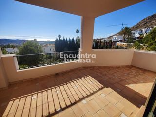 Location Appartement  Calle roma. Apartamento de lujo con 2 dormitorios, jacuzzi, garaje con punto